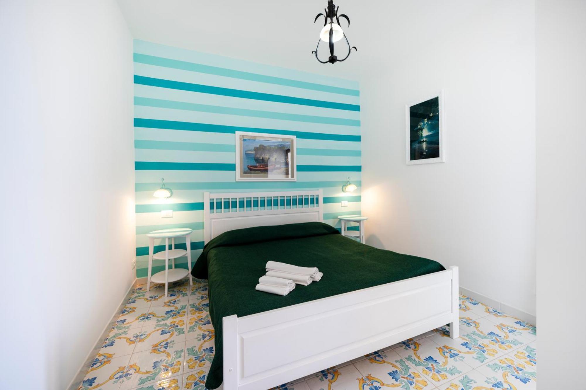 Torre Turbolo Apartments Massa Lubrense Exterior photo
